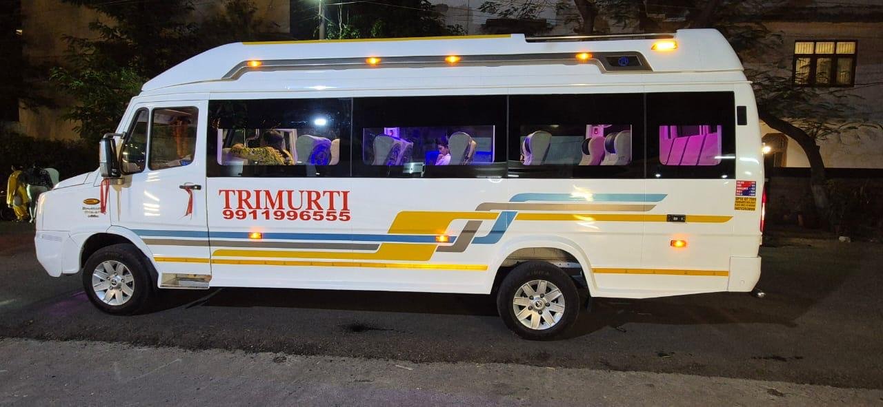 26 Seater Tempo Traveller in Noida